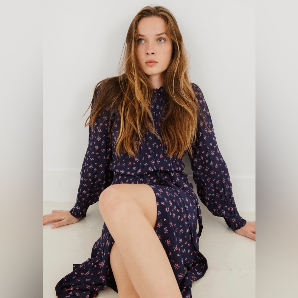 Sonmer Helen Navy Floral Midi Dress